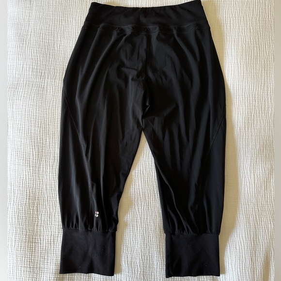 Sweaty Betty Copped Yoga Pants Black Size Small - Picture 3 of 9
